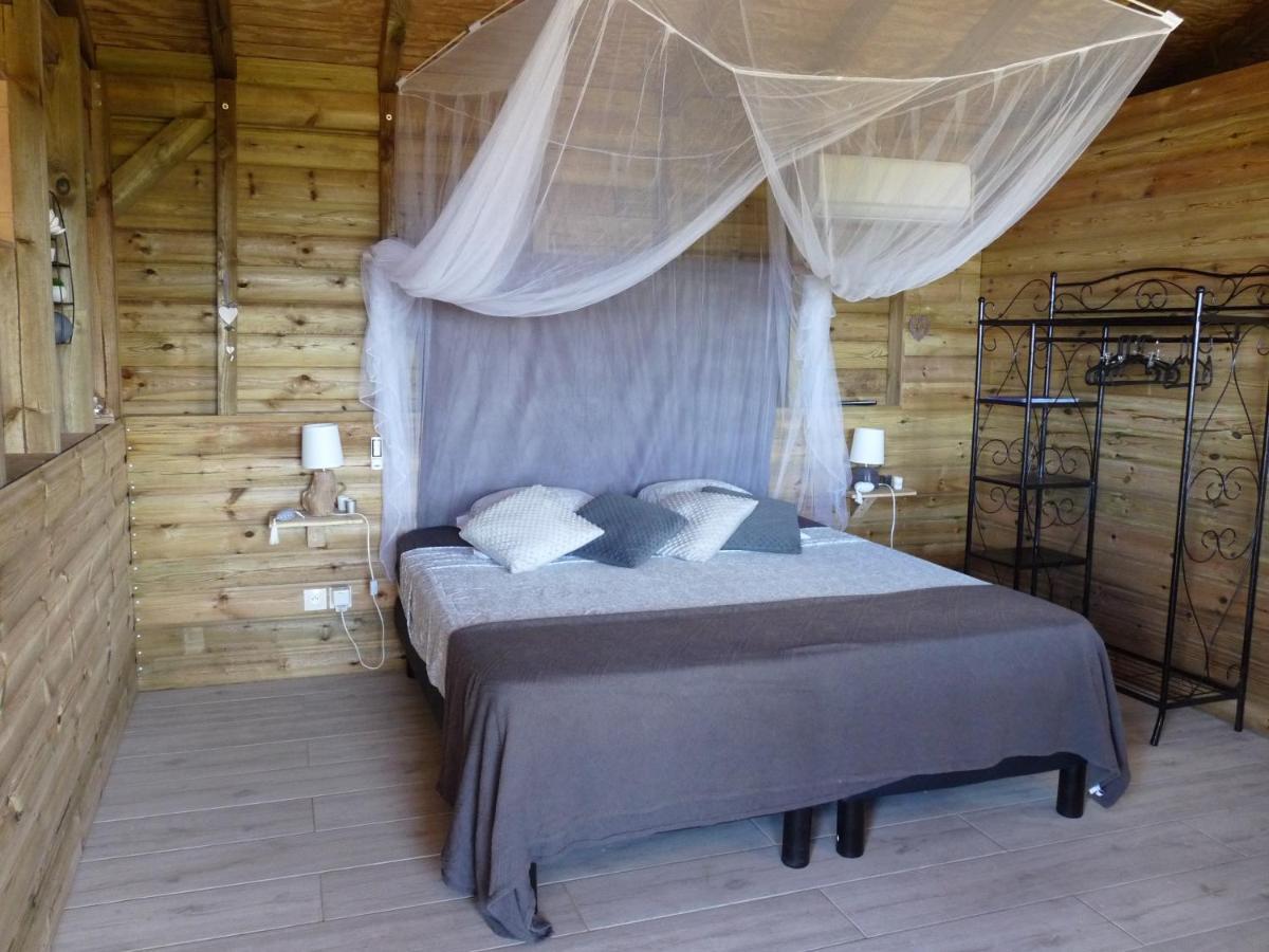 Bungalow La Tortue Bleue Bouillante Exterior photo